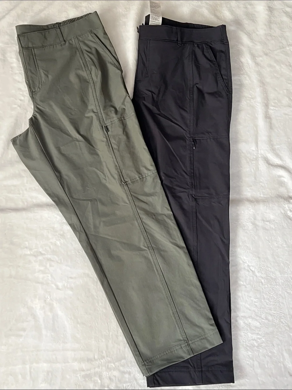 Kirkland Signature Chinos in Olive & Black size 12